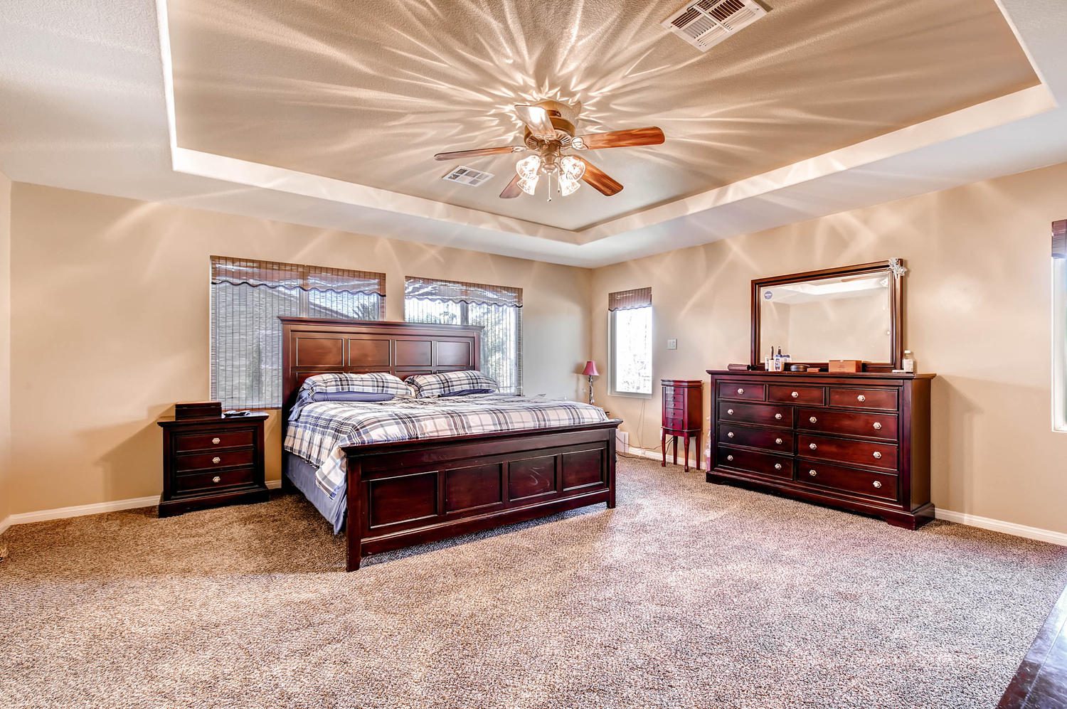 5 Bedroom Under 500K - Las Vegas Real Estate