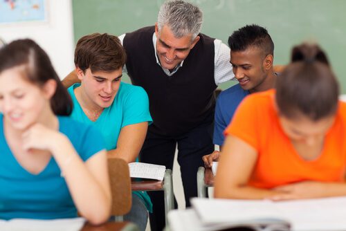 High School Kids in a class with their teacher in Henderson or Las Vegas