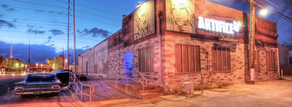 Front Entrance of Artiface Bar featuring Wednesday night Karaoke Las Vegas