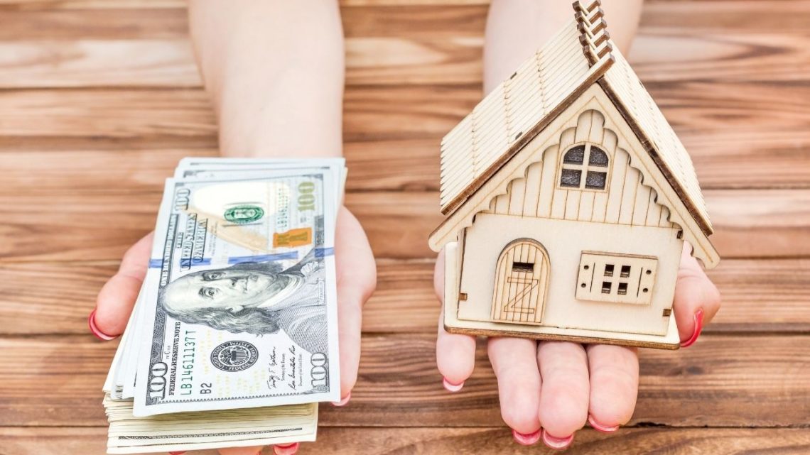 A common rule of thumb for determining the price of a home you can afford is that your mortgage payment should be between 25 and 30 percent of your income.